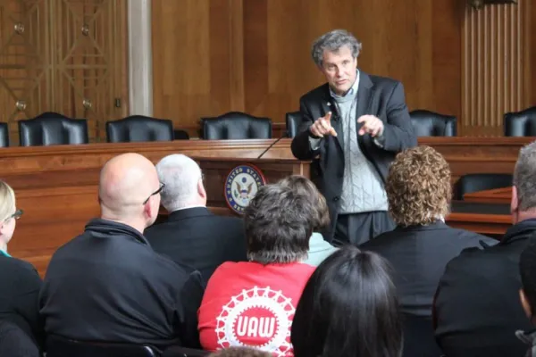 sherrod_brown_with_uaw_members.jpg